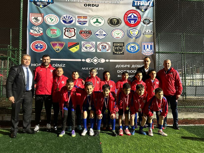 Ünye İdman Yurdu İlk Turnuvasından Başarıyla Ayrıldı!