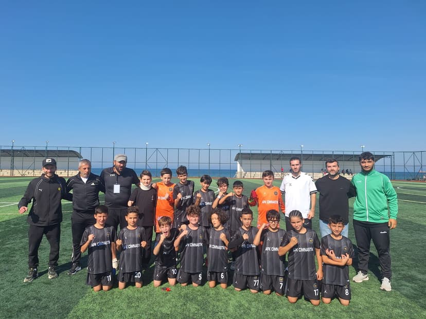 ÜNYE İDMAN YURDU SPOR KULÜBÜ’NDEN YASONSPOR’A 10’LU TARİFE!